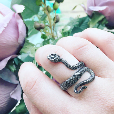 SERPENT RING