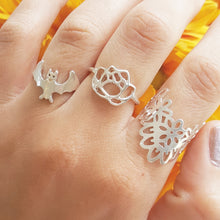 Load image into Gallery viewer, LOTUS FLOWER RING