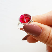 Load image into Gallery viewer, SCARLET RING