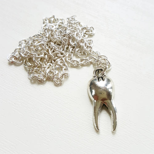TOOTH NECKLACE