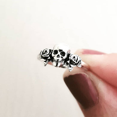 STERLING SILVER SKULL & ROSES RING