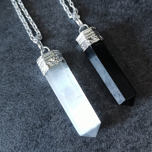 CRYSTAL POINT NECKLACE