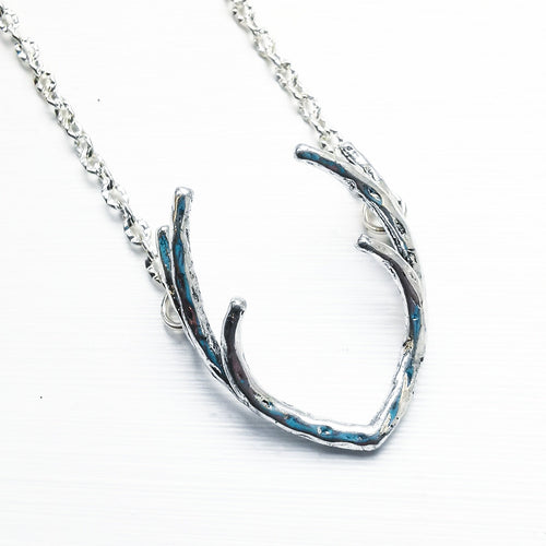 ANTLER NECKLACE