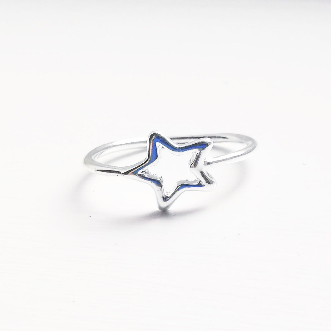STAR RING
