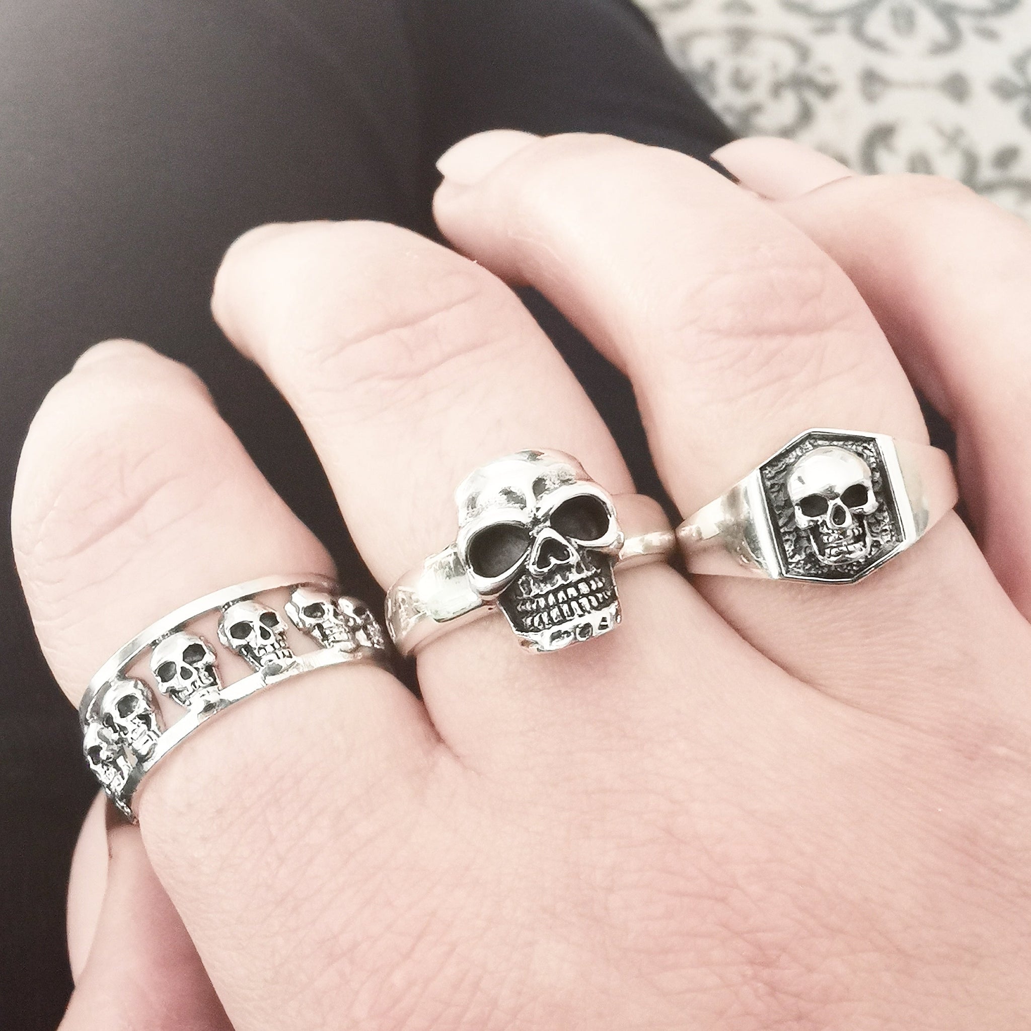 Skull on sale signet ring