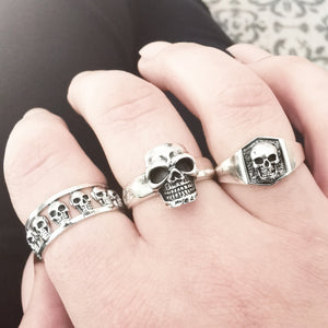 STERLING SILVER SKULL SIGNET RING