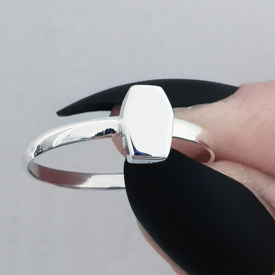 STERLING SILVER CASKET RING