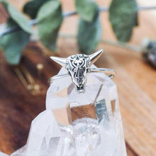 Load image into Gallery viewer, STERLING SILVER BULL SKULL RING