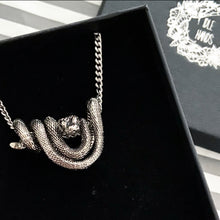 Load image into Gallery viewer, ENTWINED SNAKE NECKLACE