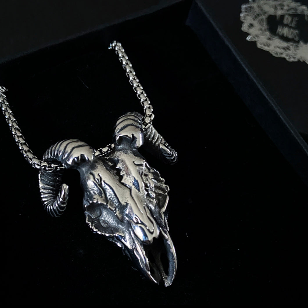 RAM SKULL NECKLACE