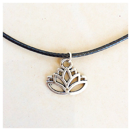 LOTUS FLOWER CHOKER