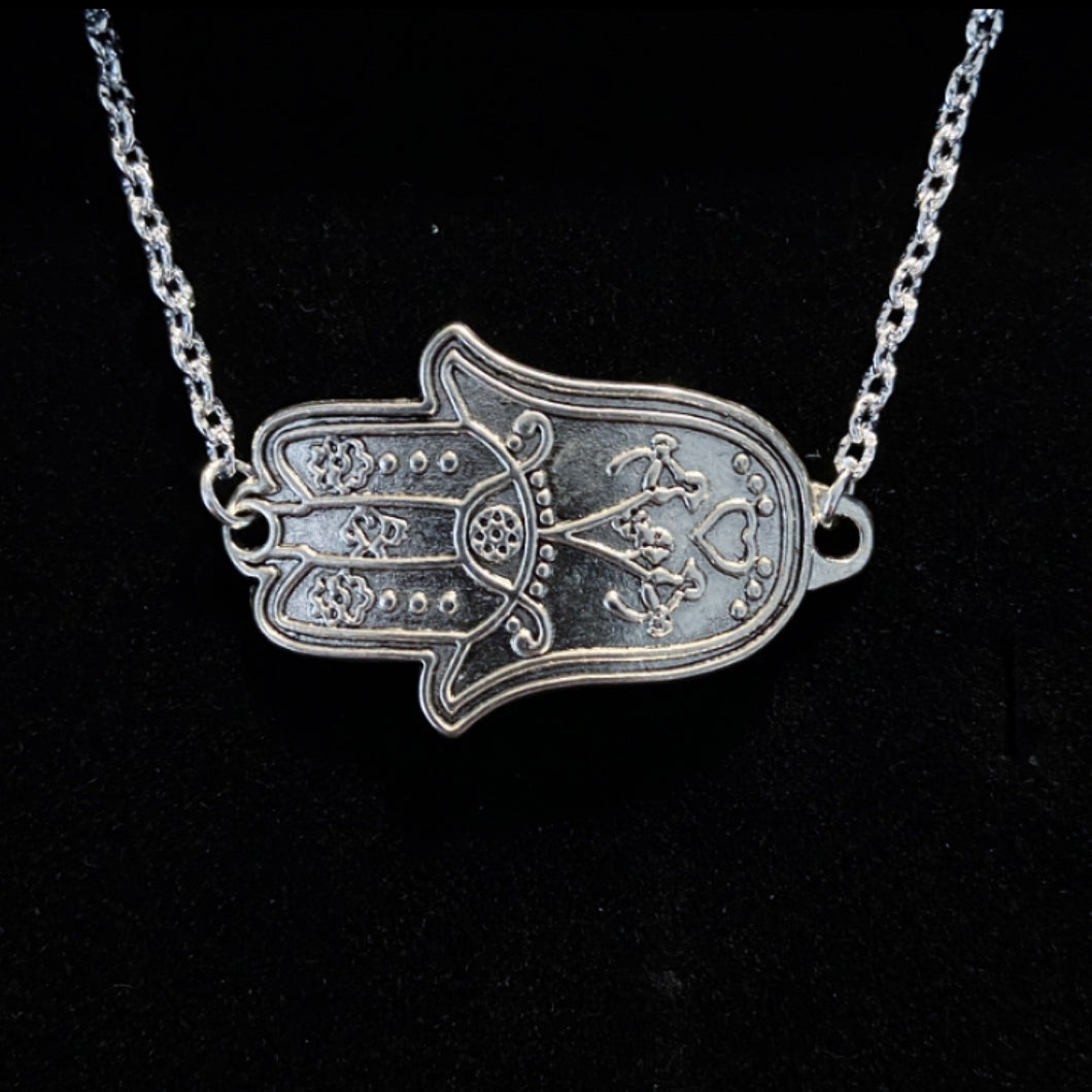 HAMSA NECKLACE