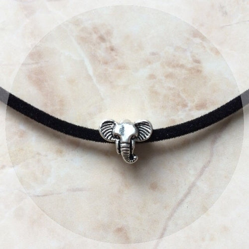 NELLY CHOKER