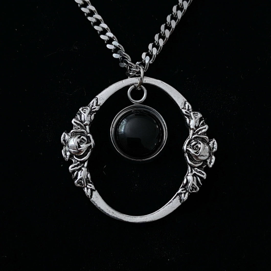 ETERNAL DAMNATION NECKLACE